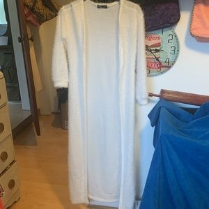 Long fluffy white nigh-time coverup. Size s, by CBR. Light. Sheer. 3/4 s…
